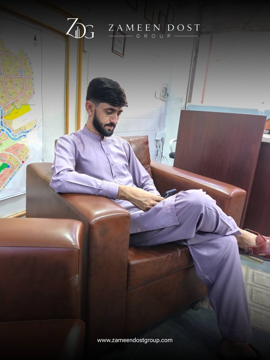 Zameen Dost Group consultant at work